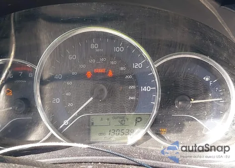 2016 Toyota Corolla Le Plus z USA, uszkodzony, nr VIN 2T1BURHE6GC492499